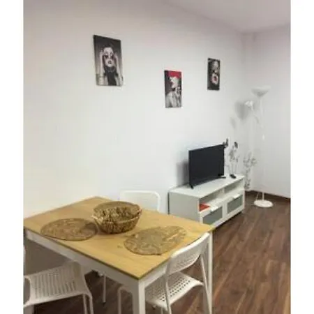 Apartamento Cerca Del Aeropuerto *