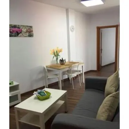 Cerca Del Aeropuerto Apartamento *
