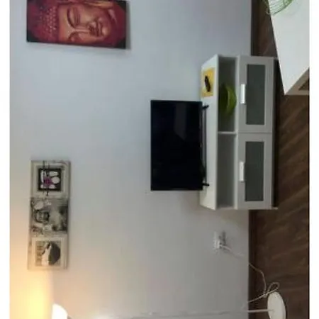 Apartamento Cerca Del Aeropuerto *