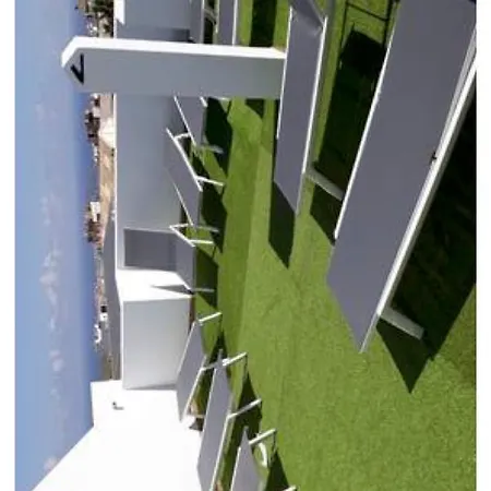 Apartamento Cerca Del Aeropuerto *