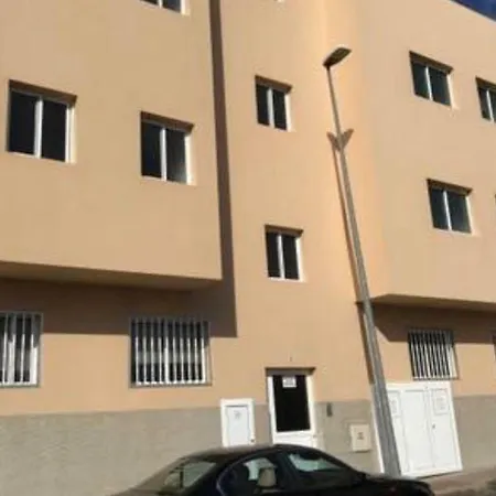 Cerca Del Aeropuerto Apartmán *